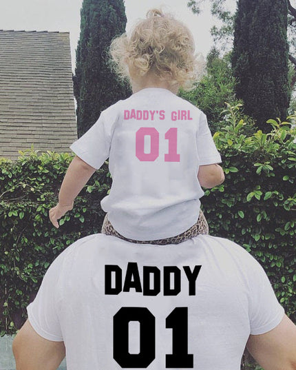 Tenue familiale rose parent-enfant