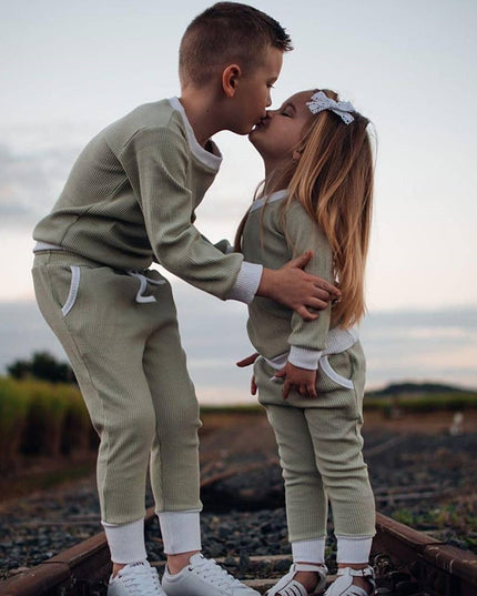 vêtements hauts + pantalons