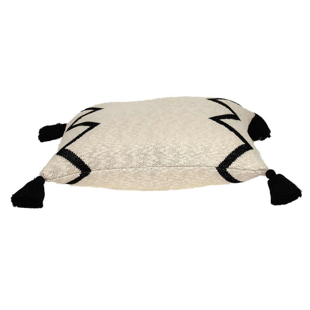 Coussin décoratif carré à motif zigzag noir et crème 20" x 20" avec pompon