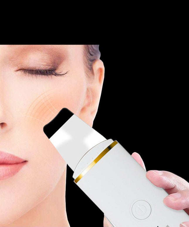 La nouvelle machine de nettoyage et d'exfoliation ultrasonique pour le visage élimine les points noirs