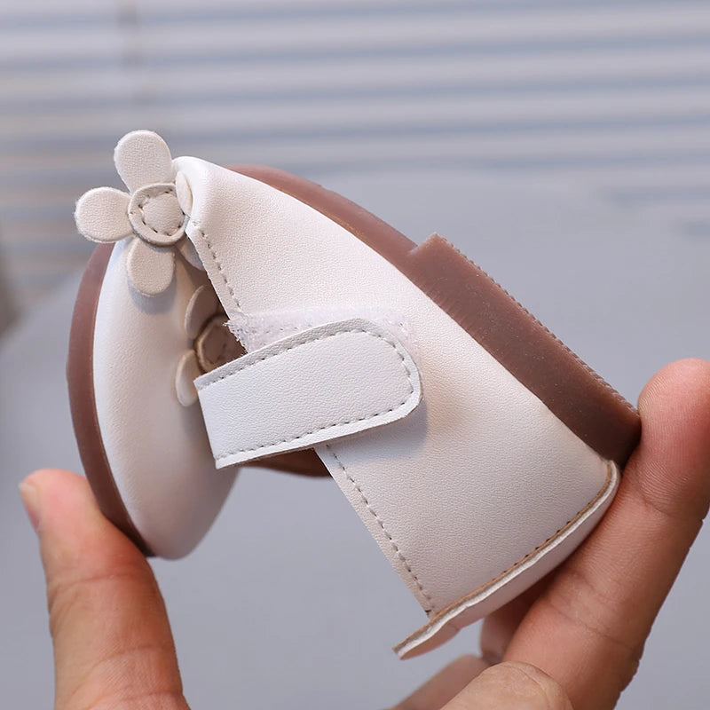 Chaussures Mary Jane pour fille, motif floral, trois couleurs, légères et élégantes, chaussures de princesse pour enfants, peu profondes, faciles à assortir, chics et plates, tailles 21 à 30