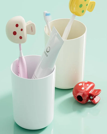 Étui de protection mignon pour brosse à dents de voyage