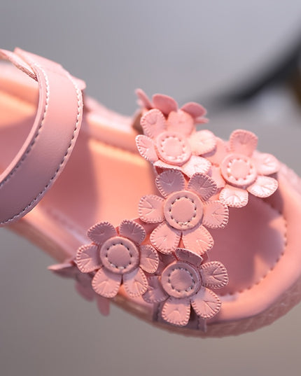 Adorables sandales fleuries pour filles
