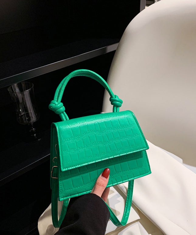 Sacoche de voyage sous le bras, design tendance, minimaliste