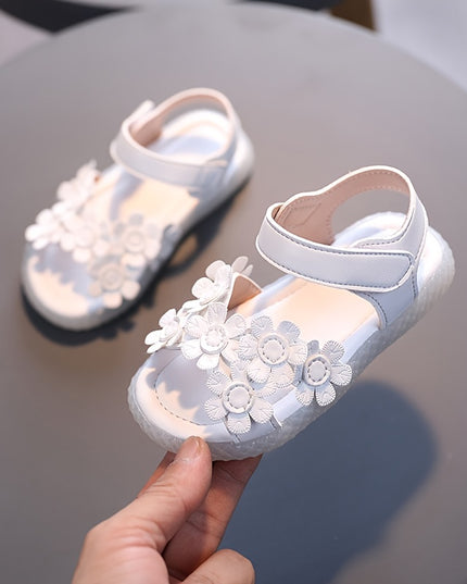 Adorables sandales fleuries pour filles